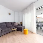 Casa vacanze Schoene Neue Mit Pool In Strandnaehe By Interhome Pinezići