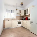 Schoene Neue Mit Pool In Strandnaehe By Interhome Pinezići