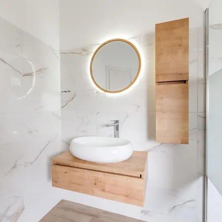 Schoene Neue Mit Pool In Strandnaehe By Interhome